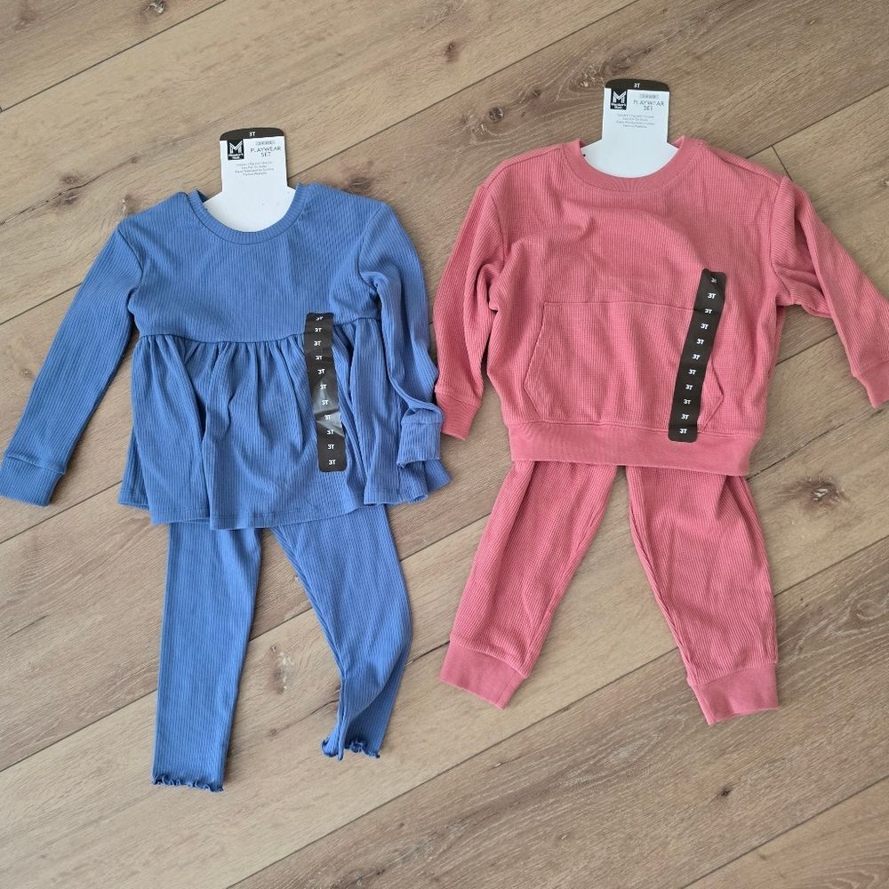 2 Sets Of Playwear Outfits Size 3T 4t